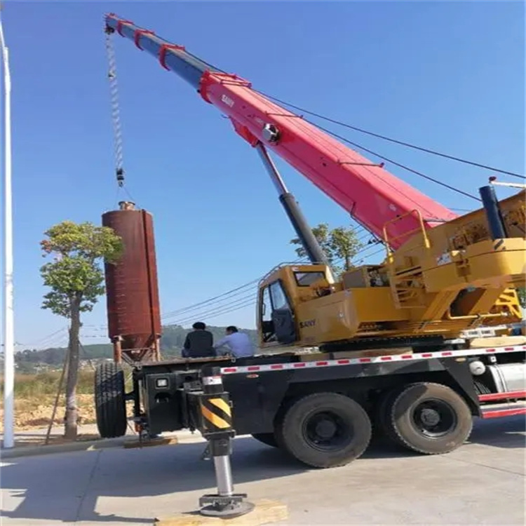 贵港专业吊车租赁多少钱