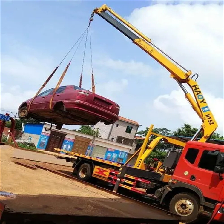 贵港吊车救援小汽车怎么吊